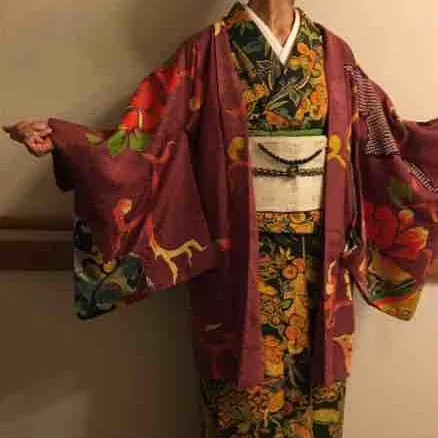 traditional Japanese kimono jacket Haori retro red orange