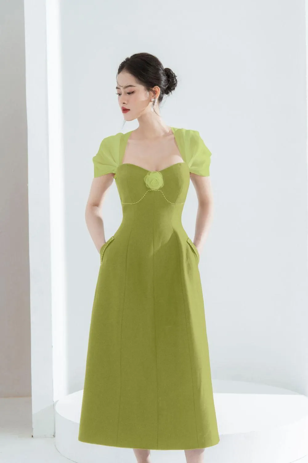 Vera A-line Semi-Heart Neck Polycotton Midi Dress